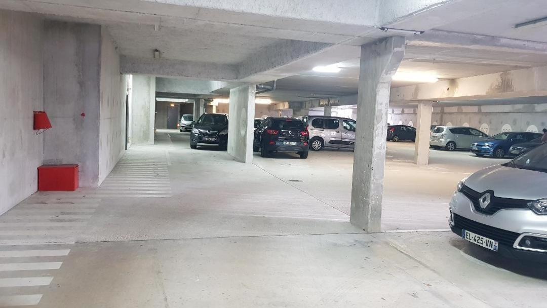 II Appart 2 Pieces, Neuf Rer D A 200M Parking Netflix Evry Courcouronnes Luaran gambar